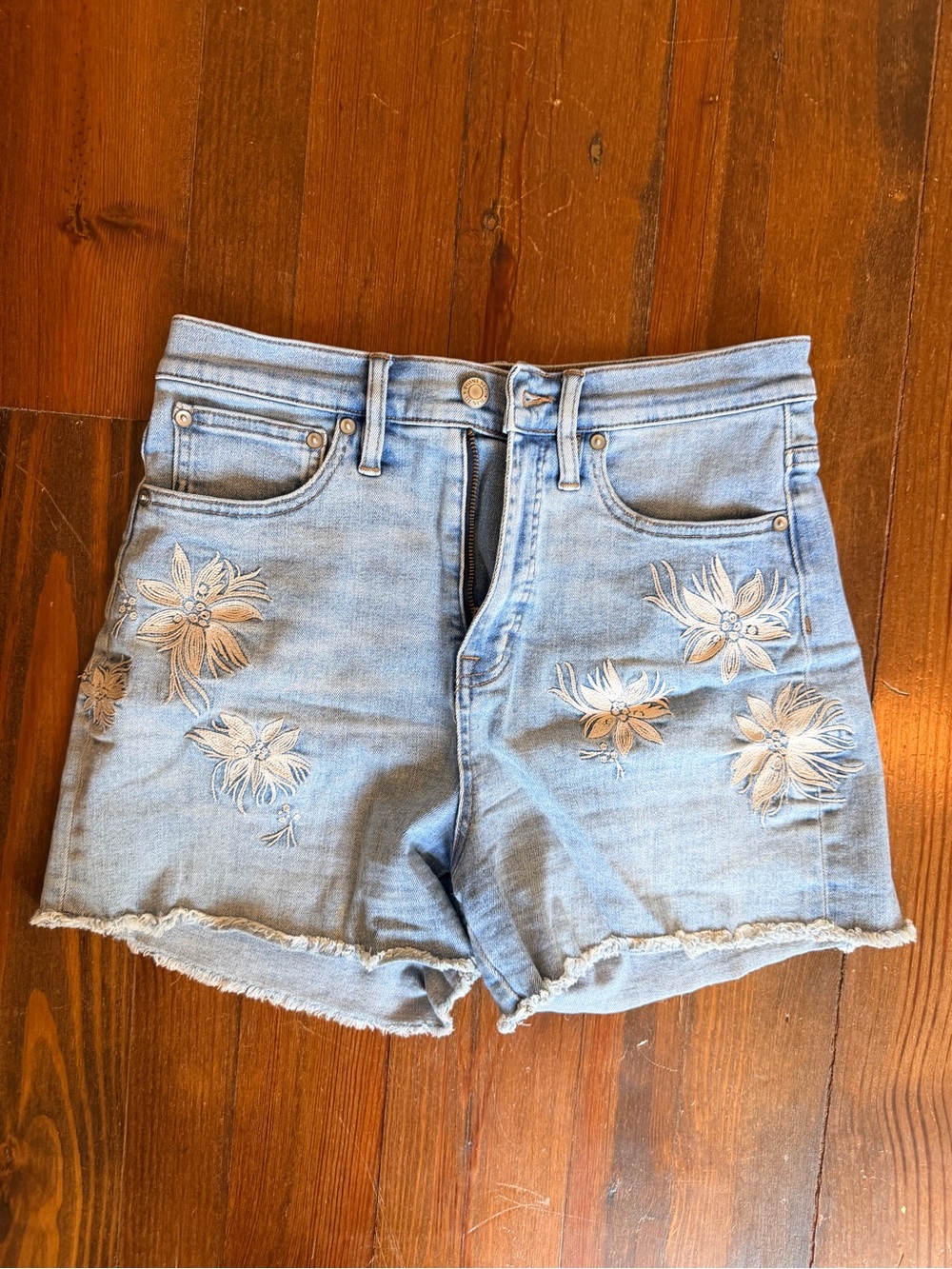 Point Sur High Rise Embroidered Raw Hem Denim Shorts - 26